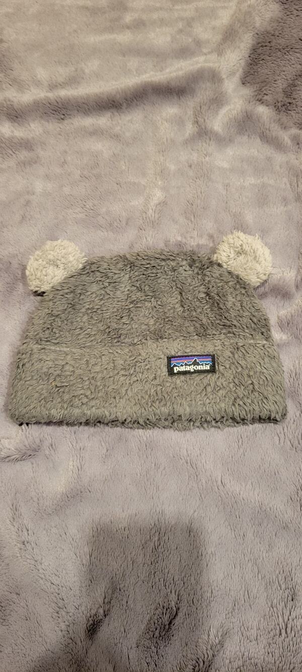 Patagonia Baby Furry Friends Hat 3-6 M Gray Fleece Bear Ears Infant Beanie Warm